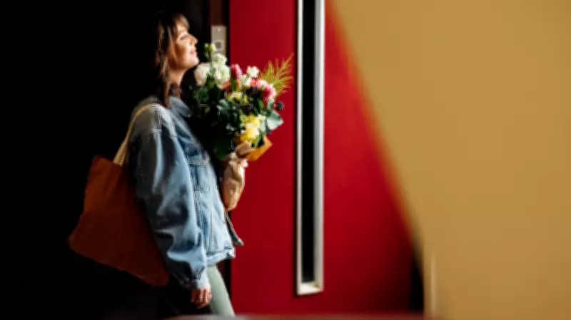 Retromancing: The Nostalgic Dating Trend Reviving Old-School Romance