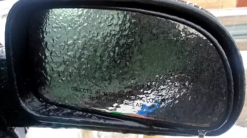 Significant Ice Build-Up Forecast for Kitchener on Wednesday, Posing Travel Risks