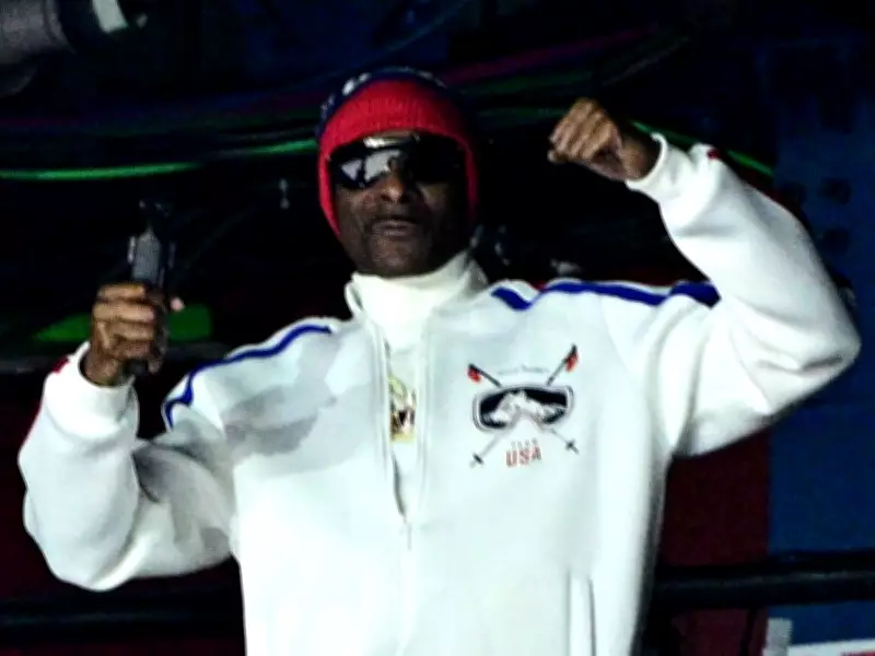 Snoop Dogg's Credit Card Declined, Pays with Winter Olympics Tickets