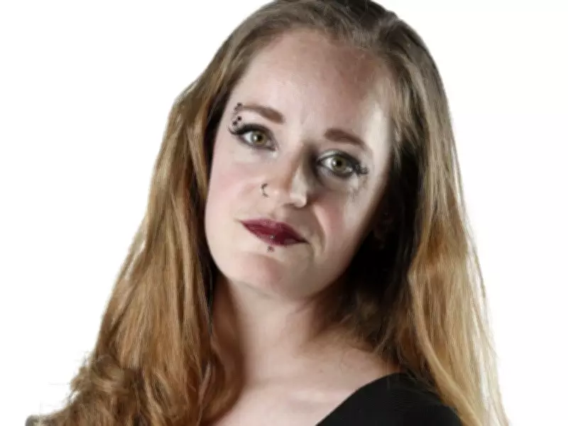 SUNshine Girl Briar: Capricorn with Unique Dreams and Hobbies