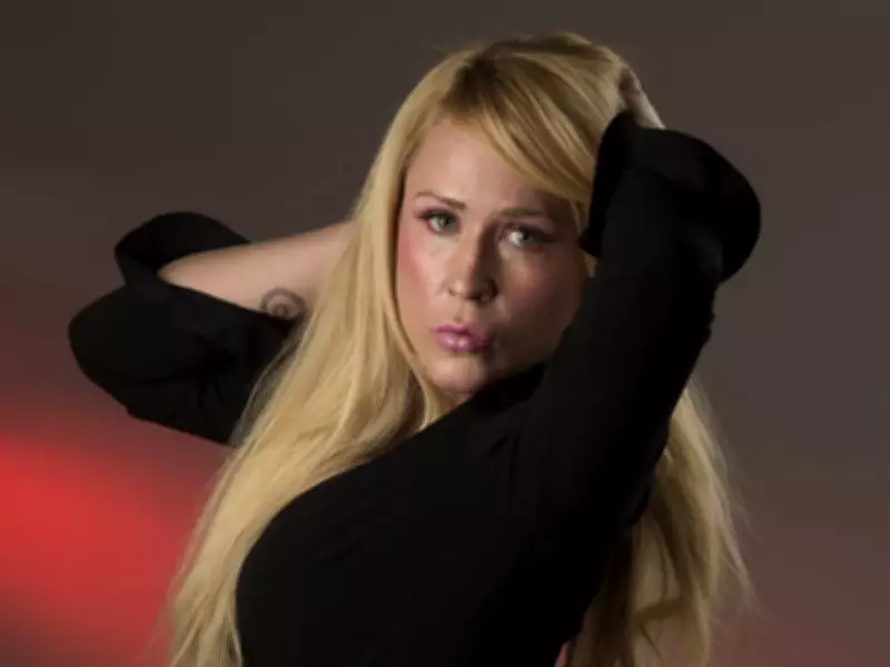 SUNshine Girl Christina: Holistic Nutrition Enthusiast and Avid Surfer