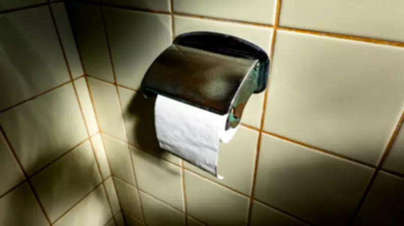 Surgeon's Guide to Proper Bathroom Hygiene: Why Wiping Might Be Wrong