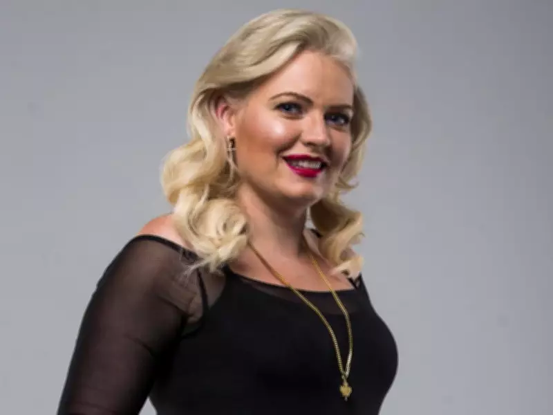 Toronto Sun's SUNshine Girl Feature Prompts Subscription Drive