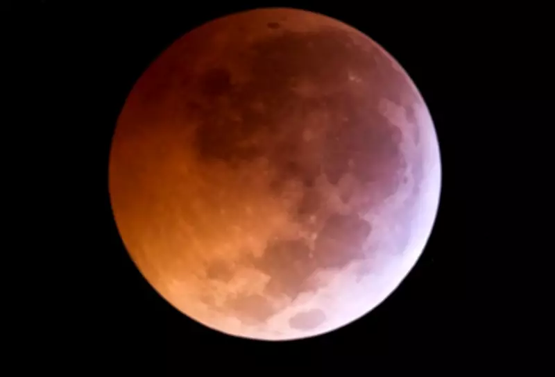 Total Lunar Eclipse to Illuminate Canadian Skies in Spectacular Celestial Show