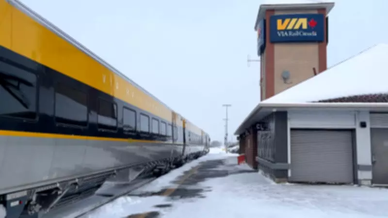 Transport Minister Demands VIA Rail Enhance Customer Service and Reliability