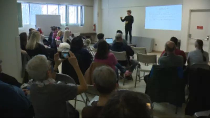 Winnipeg's Deaf Community Hosts Town Hall to Address Language Deprivation Concerns