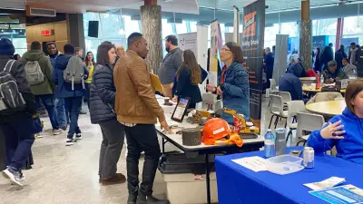 Collège Boréal Career Fair Connects Job Seekers with Opportunities in Northern Ontario