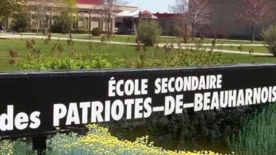 Graffiti Threats on High School Bathroom Wall Lead to Police Response Near Montreal
