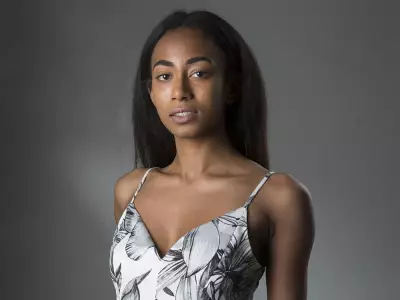 SUNshine Girl Kiara: Aspiring Model and Toronto's Beloved Personality
