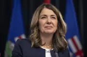 Alberta Premier Danielle Smith Defends Judicial Reform Remarks Amid Criticism