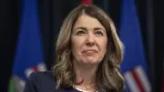 Alberta Premier Warns of Looming Deficit Ahead of Televised Address