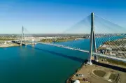 Ambassador Bridge Owner's $1M Donation to Trump PAC Precedes Border Bridge Threat