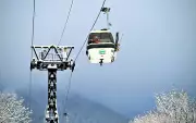Australian Snowboarder Dies in Tragic Ski Lift Accident at Japanese Resort