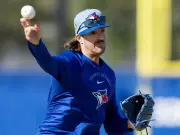 Blue Jays' Kevin Gausman Considers Retirement After 2026 Season to Focus on Family