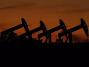 Canadian Oil Market Shows Signs of Growing Supply Glut as Discounts Widen