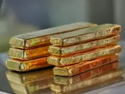 Gold Surges Past $5,000 as Dip-Buyers Re-Enter Volatile Precious Metals Market