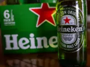 Heineken to Slash Up to 6,000 Jobs Amid Sales Decline, Profit Rise