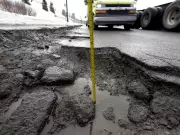Montreal's Pothole Crisis: Broken Equipment, Expired Contracts Challenge Spring Repair Plans