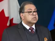 Nenshi Defies Poll Numbers, Challenges Smith to Campaign Showdown