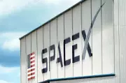 SpaceX Shifts Focus: Musk Prioritizes Lunar 'Self-Growing City' Over Mars Colonization