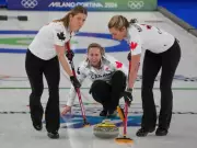 Team Rachel Homan Struggles at 2026 Olympics with 1-2 Start in Curling