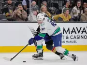 Vancouver Canucks Struggle Continues Ahead of Olympic Break with 5-2 Loss to Golden Knights