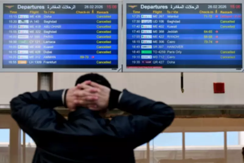 Airline Stocks Plummet Amid Passenger Exodus from Middle East Conflict Zone