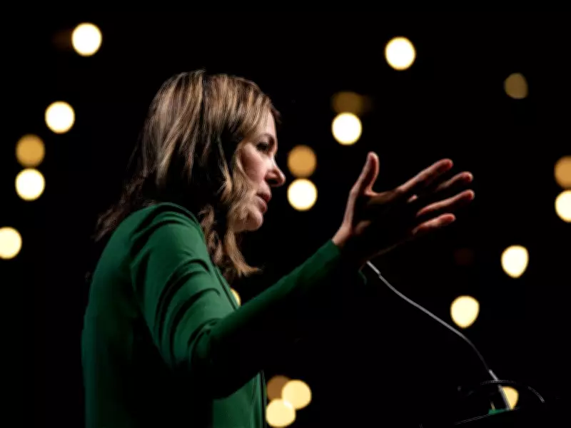 Alberta Premier Faces Pressure Over Pipeline Deal with Prime Minister Carney