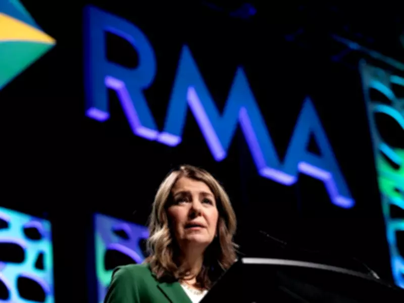 Alberta Rural Leaders Confront Premier Smith Over Ambulance Delays and Orphan Wells