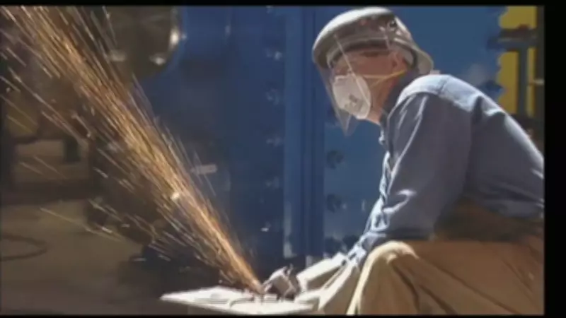 Alberta's Job Market Shows Resilience Amid National Employment Decline