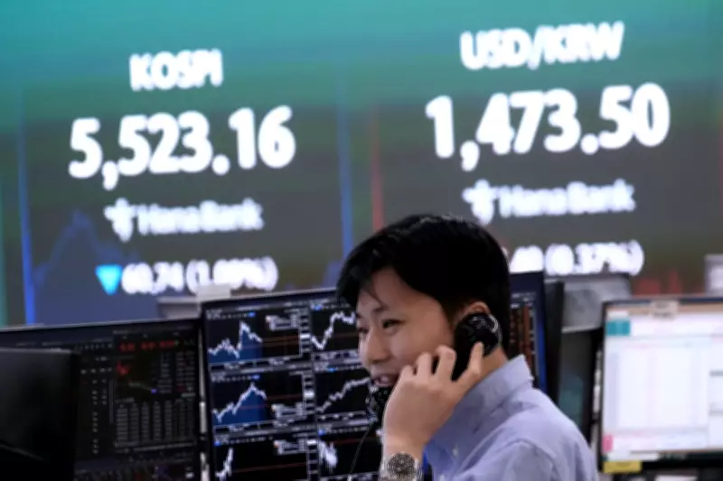 Asian Markets Mixed as Oil Dips, Following Wall Street's Decline