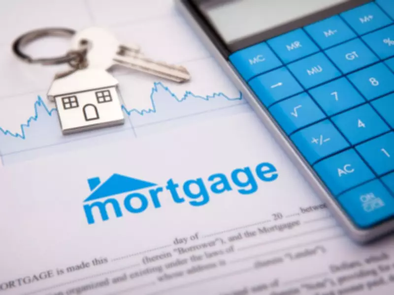 Bank of Canada Identifies Three Warning Signs of Mortgage Default