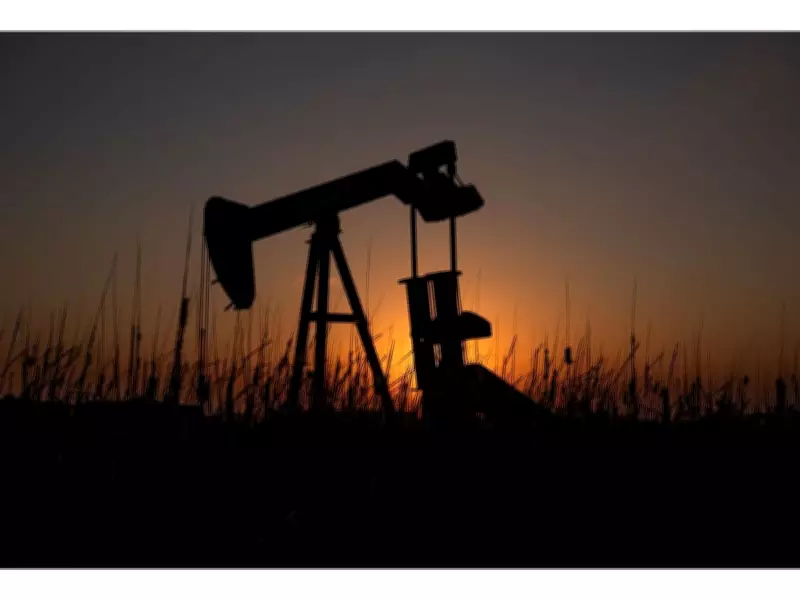 Brent Oil Surges Past $100 as Iran Blocks Strait of Hormuz, Sparking Market Chaos