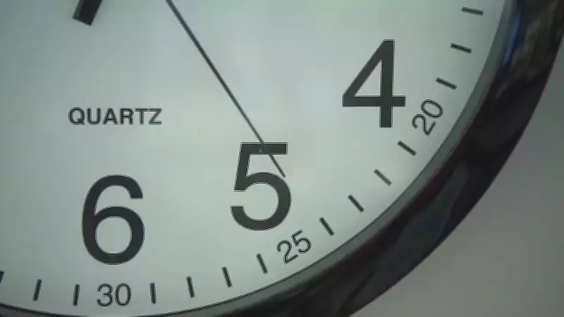 Calgary Consults on Ending Daylight Saving Time, Favors Evening Light