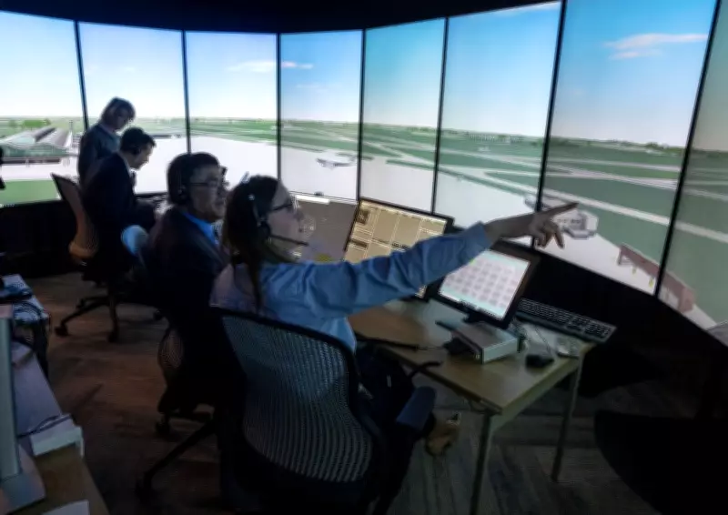 Canada Faces Net Loss of Air Traffic Controllers, Expert Warns