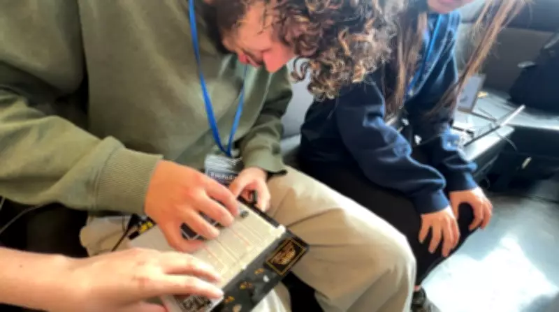 Canada's First Hardware Hackathon Draws High School Students in Ottawa