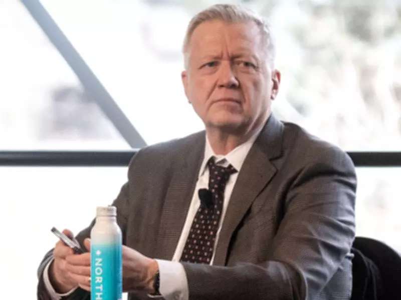 Canadian Natural Defers Oilsands Spending Amid Policy Uncertainty