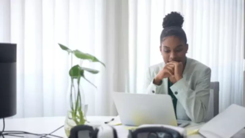 Career Expert Explains 'Job Hugging' and When It's Time to Move On