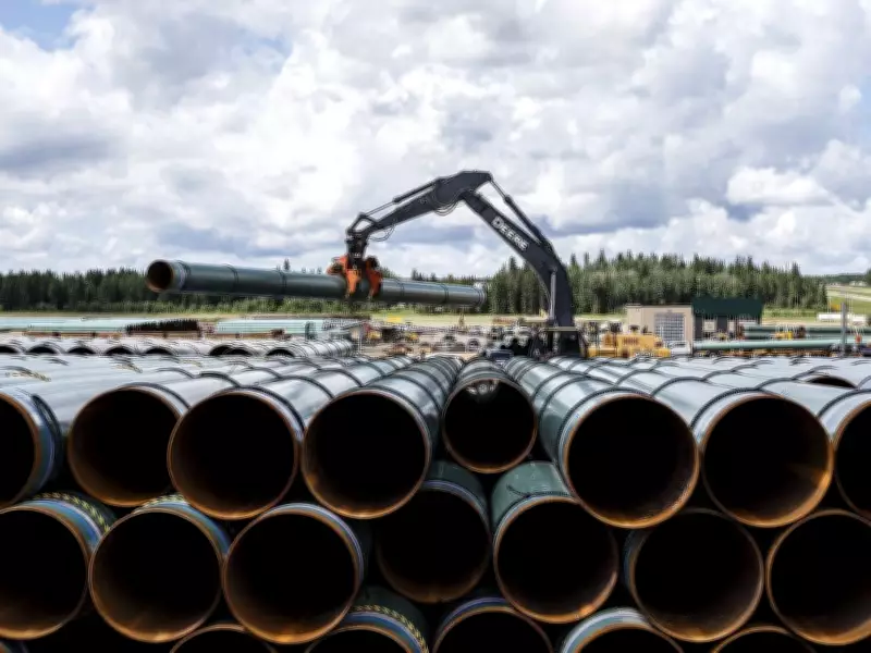 Experts Warn Against Chinese Investment in Canada's Energy Sector