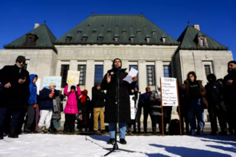 Federal Government Clarifies: Laws Overriding Charter Rights Remain Subject to Legal Review