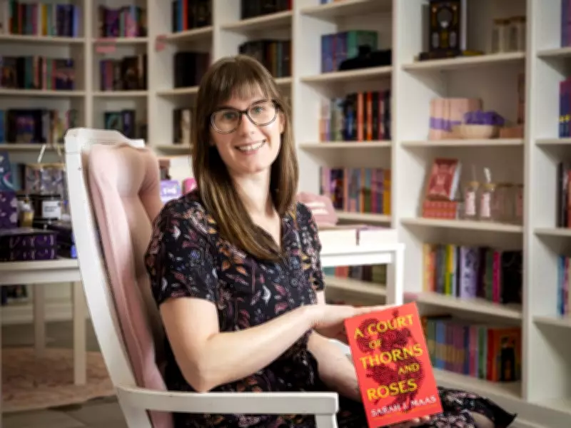 Former Librarian Opens Ottawa's First Romance-Exclusive Bookstore