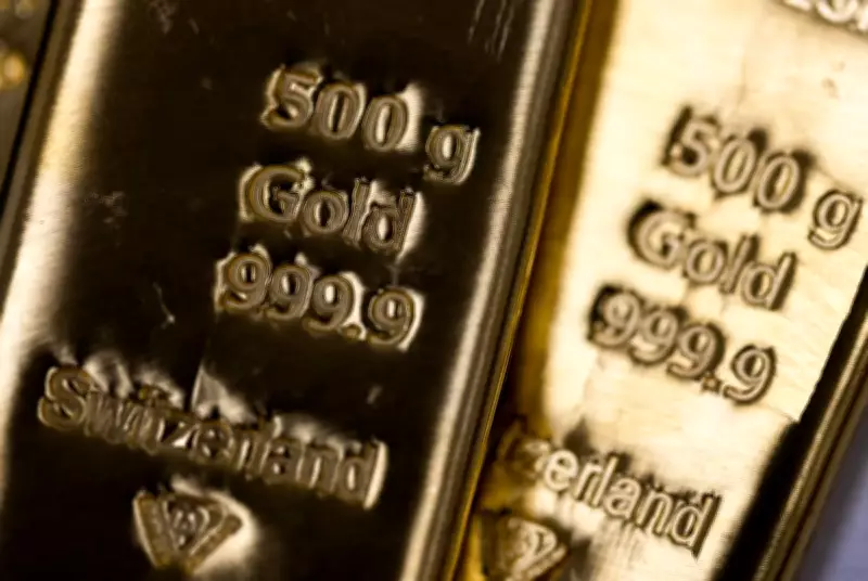 Gold Prices Extend Gains as Traders Assess Ceasefire Talks Amid Market Pressures