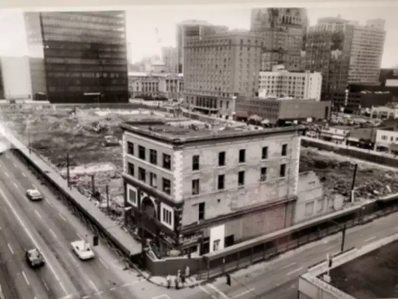 Hector Quagliotti-Romano's 1914 Takeover of Vancouver's Colonial Theatre