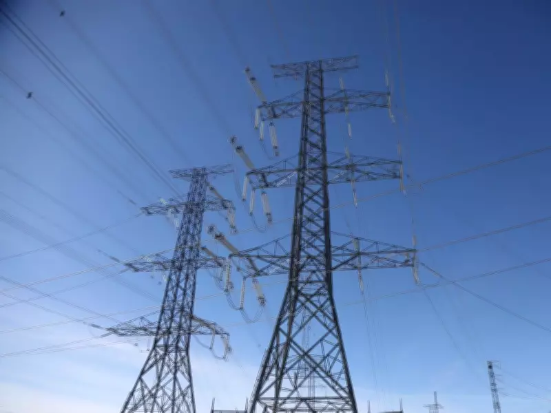 High Winds Cause Widespread Power Outages for Thousands in Ottawa