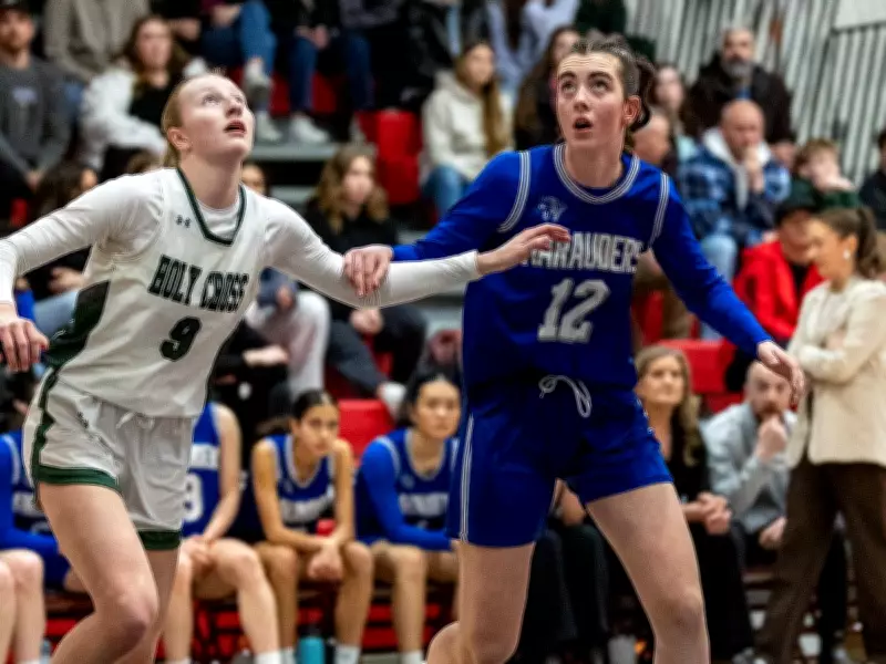 Holy Cross Boys and LeBoldus Girls Favored to Repeat at Saskatchewan Hoopla Championships