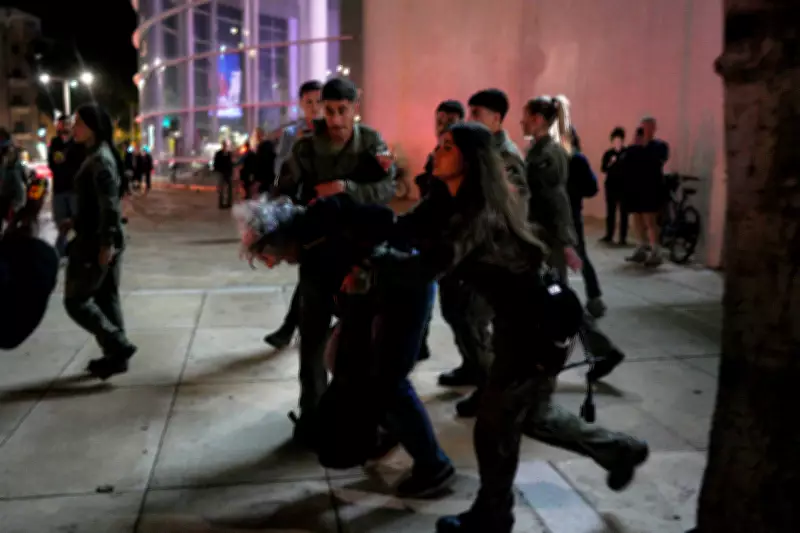 Hundreds of Israelis Protest Against War, Clash with Police in Tel Aviv