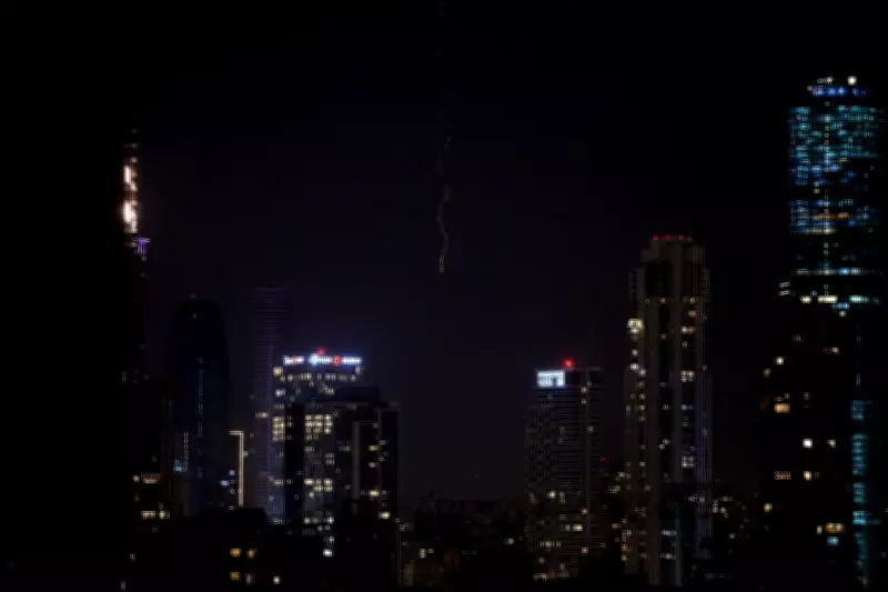 Iran Threatens Gulf Power Plants and Mining as Israel Launches New Attacks