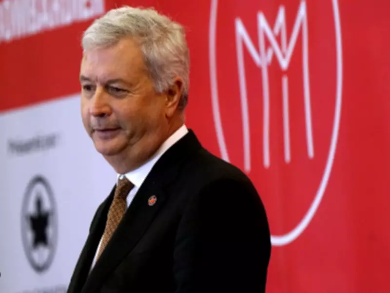 Jesse Kline Questions Air Canada's Bilingual Mandate Amid AI Translation Era