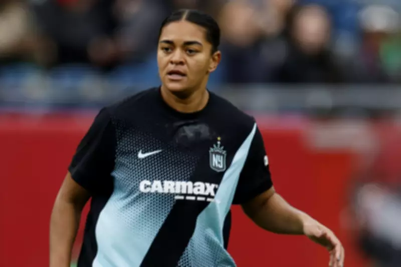 Man Receives Suspended Sentence for Racist Abuse of Soccer Star Jess Carter on TikTok