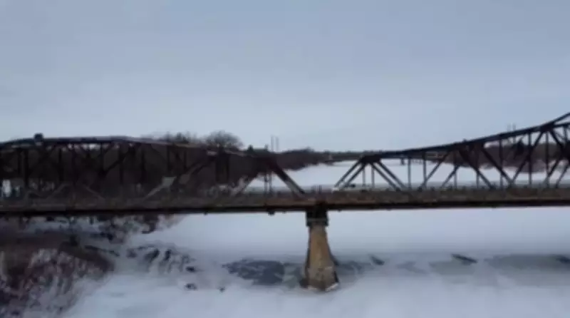Manitoba Authorities Issue Spring Thaw Warning: Stay Off Waterways